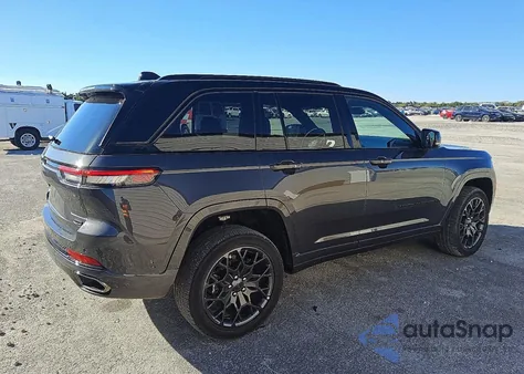 2025 Jeep Grand Cherokee Summit z USA, uszkodzony, nr VIN 1C4RJHEG0S8769093